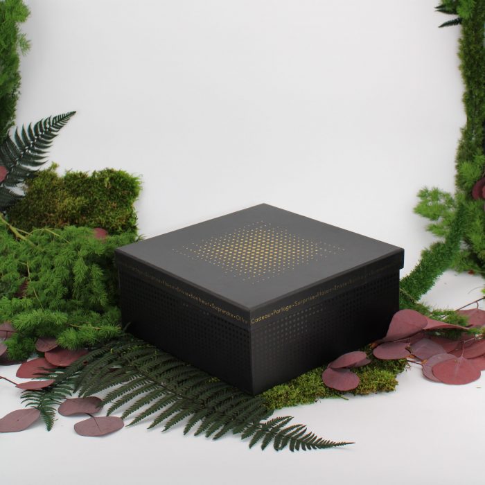 Coffret surprise Saint Valentin noir et rose – Image 2