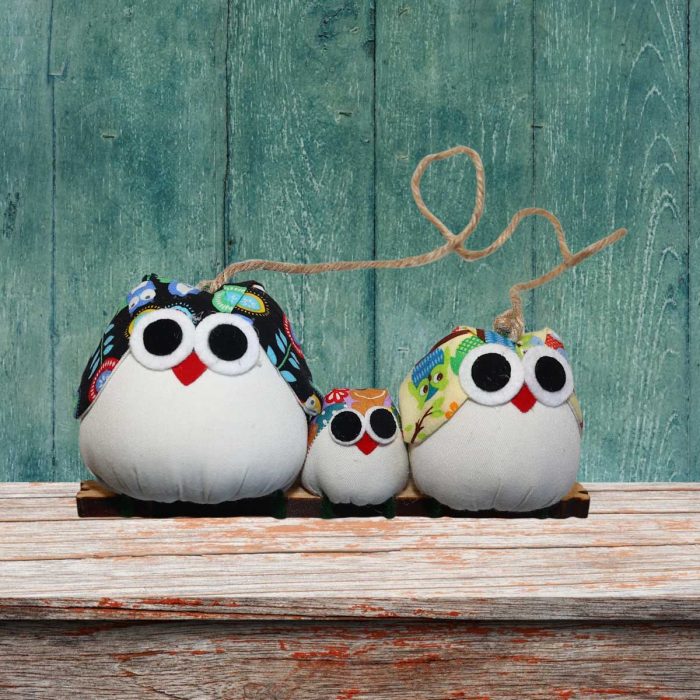 Famille de 3 chouettes