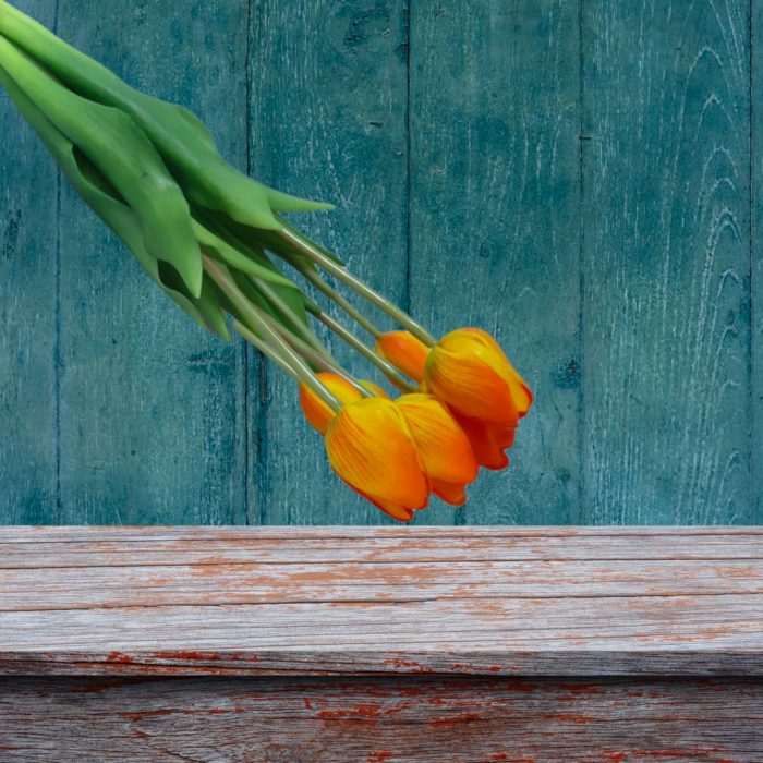 Botte de tulipes artificielles orange et jaune