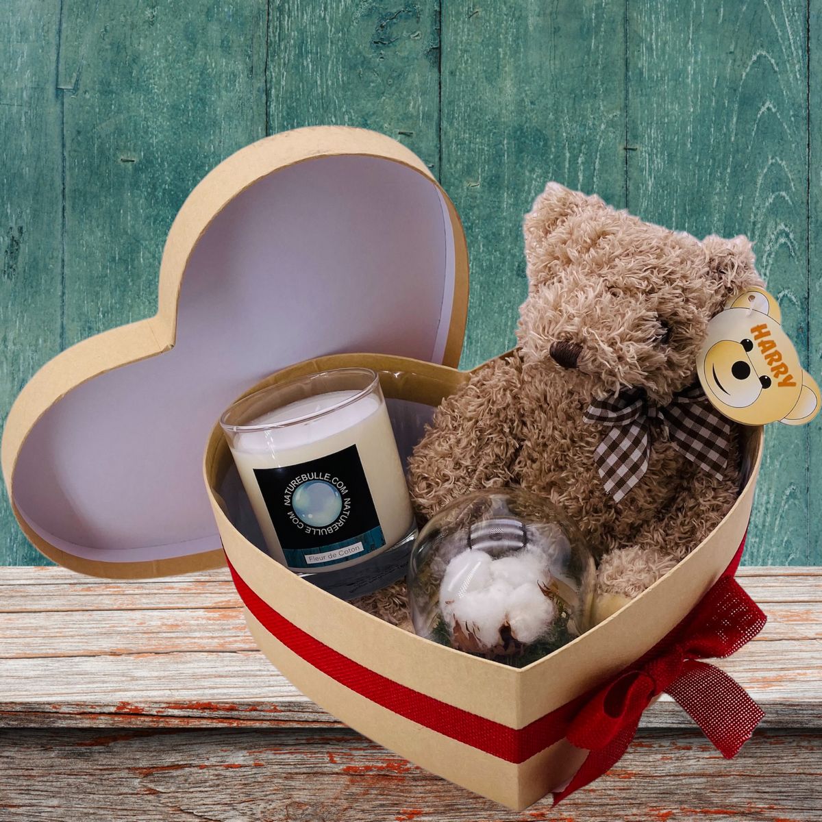 Box cœur cloche coton, ourson et bougie.