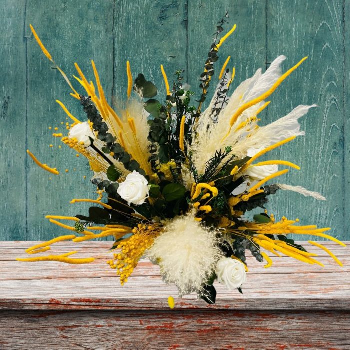 Bouquet de fleurs stabilisées et séchées blanches et jaunes – Image 2