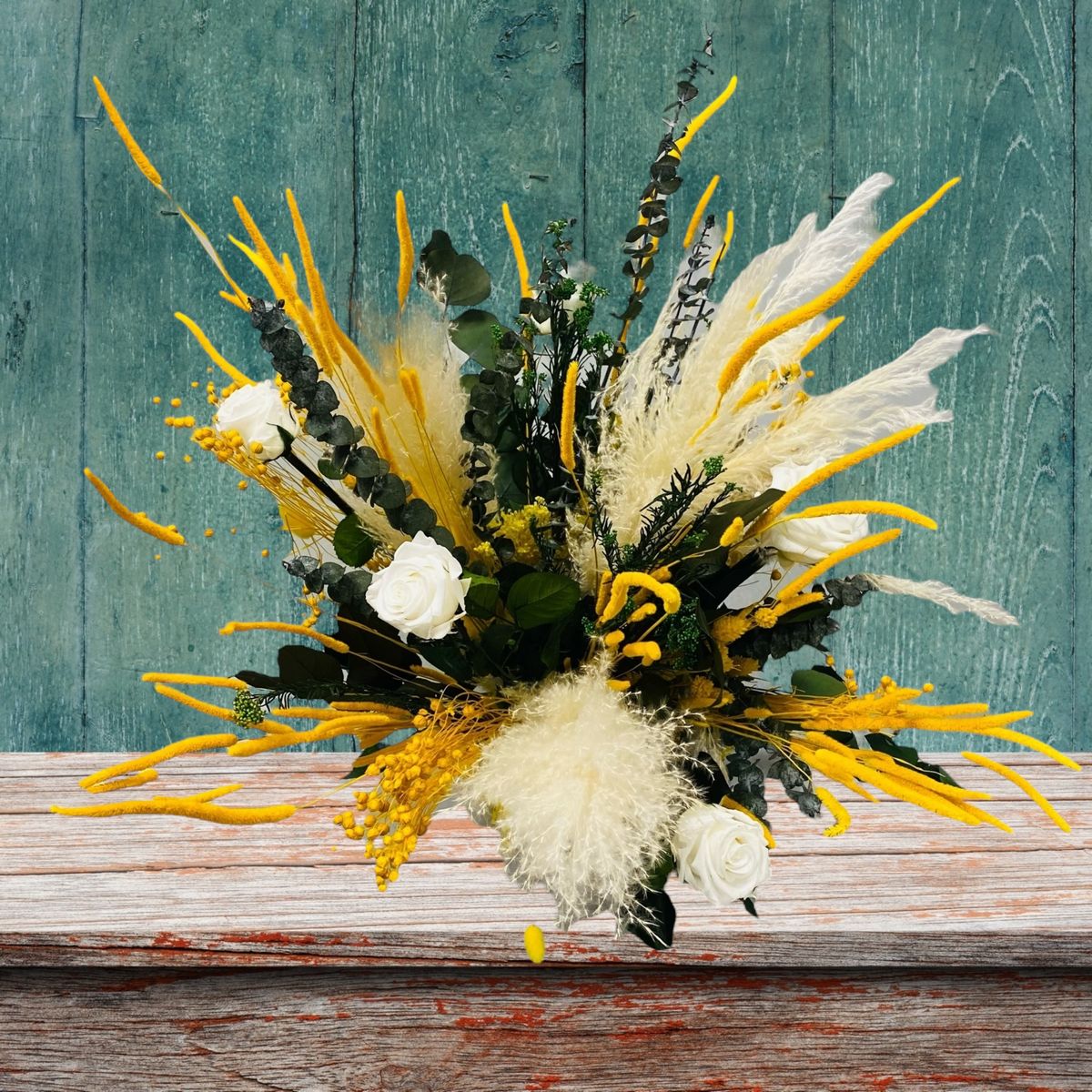 Bouquet de fleurs stabilisées et séchées blanches et jaunes – Image 2